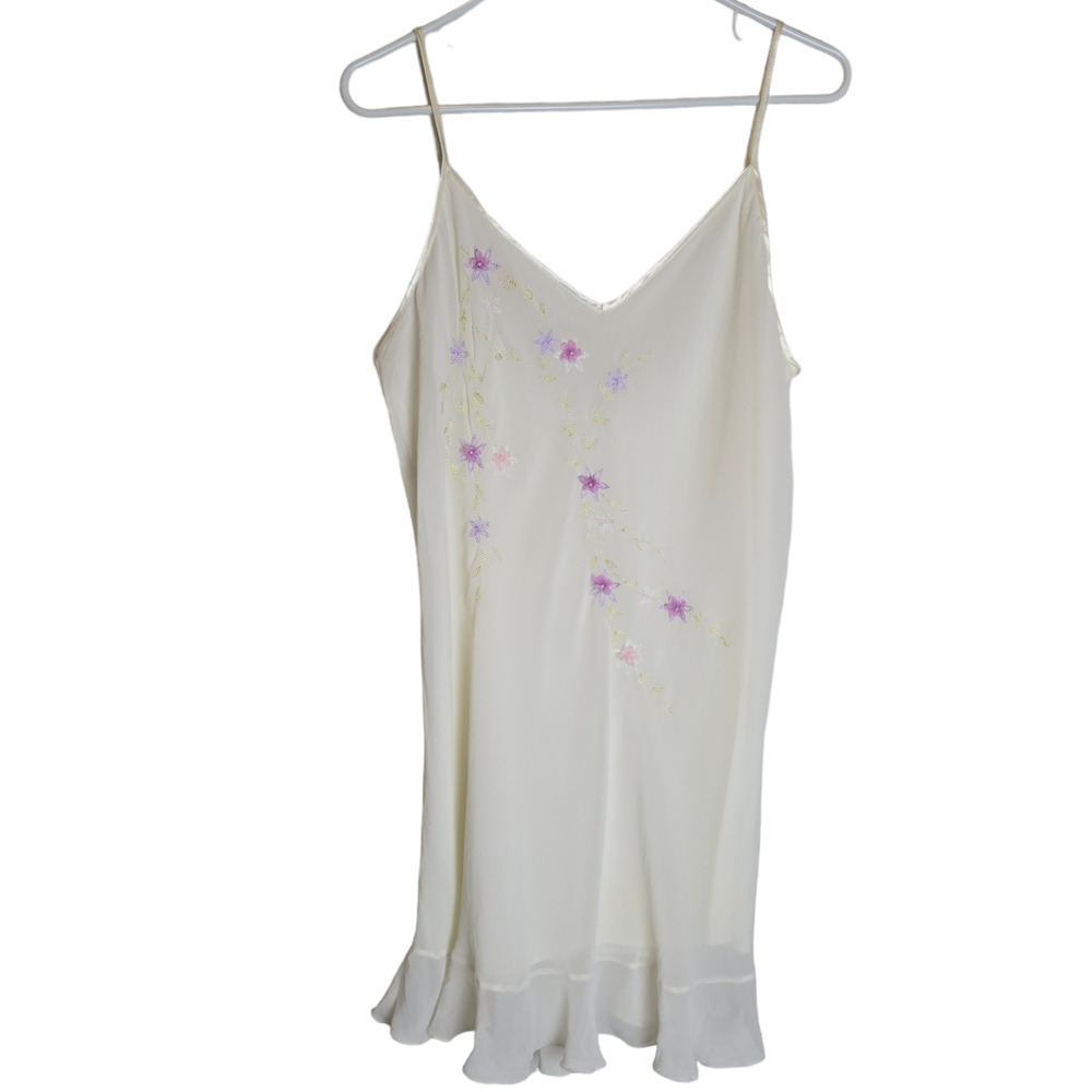 Vintage 90s embellished floral nightgown fairy core white purple pink medium